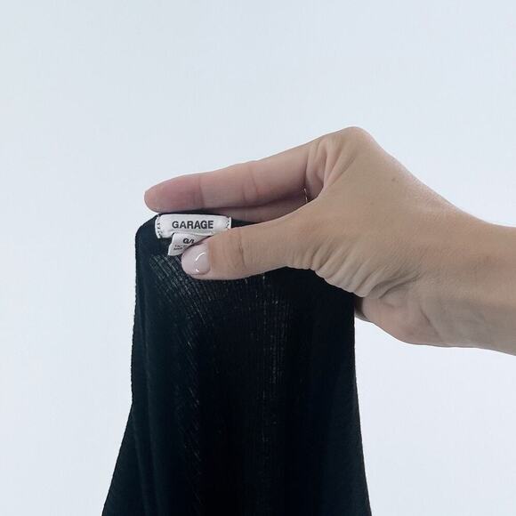 Garage Black Ribbed Drawstring V-Neckline Short Sleeve Top Size Large - Picture 3 of 3